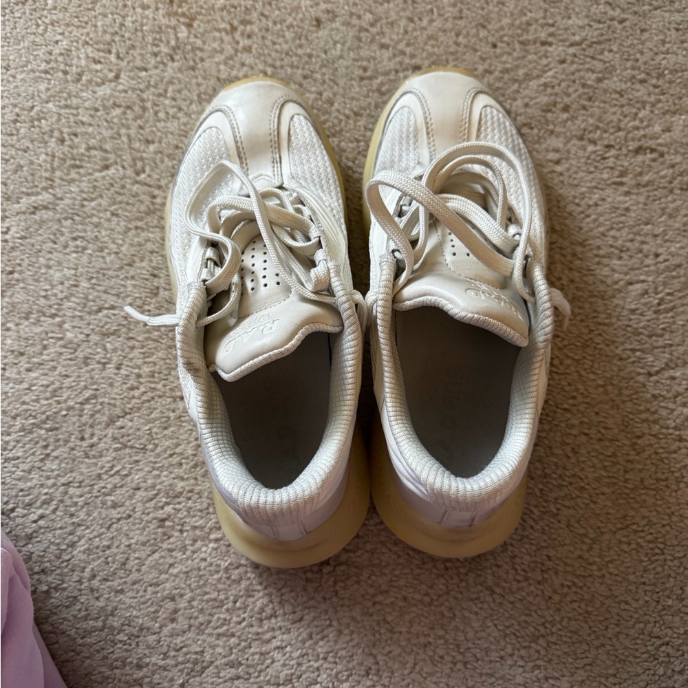 RAD V1 shoes